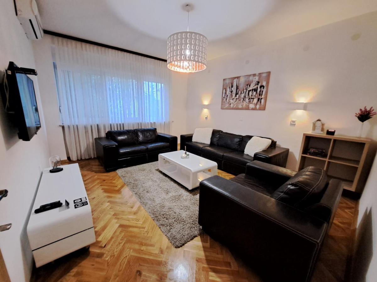 Friday Apartments ซาเกร็บ ภายนอก รูปภาพ